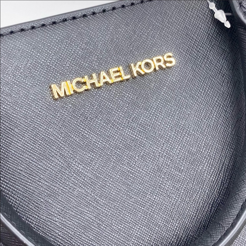 Michael Kors Medium Prism Satchel Black - Picture 15 of 16